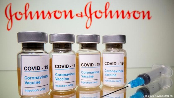 Hàng triệu liều vaccine Johnson & Johnson ở Mỹ sắp hết hạn sử dụng - Ảnh 1. Hàng triệu liều vaccine Johnson & Johnson ở Mỹ sắp hết hạn sử dụng - Ảnh 1.