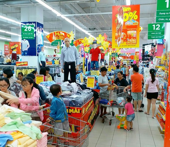 Sức mua hàng hóa còn chậm ảnh 1
