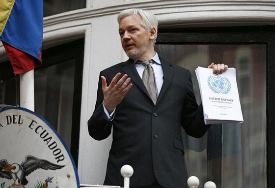 Ecuador muốn nhà sáng lập WikiLeaks rời đi ảnh 1