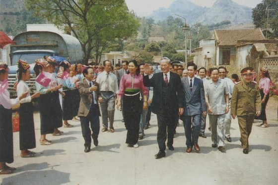 Đại tướng Lê Đức Anh: Vị tướng tài ba, nhà lãnh đạo xuất sắc, một nhân cách đức độ, giản dị, gần gũi nhân dân ảnh 1