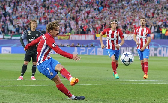 Real Madrid bước vào chung kết Champions League ảnh 1