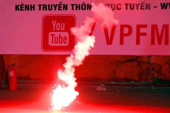 Ai gìn giữ V-League? ảnh 1