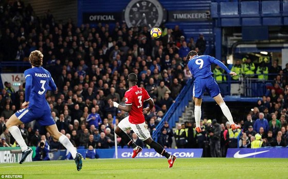 Morata sắm vai người hùng, Chelsea đánh bại Man.United ảnh 1
