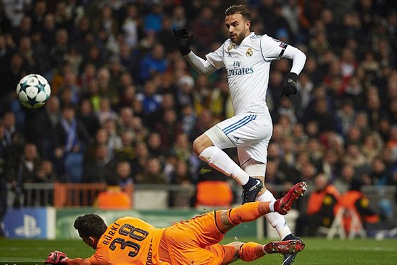 Trực tiếp Champions League: Liverpool, Sevilla, Porto, Donetsk vào vòng 1/8 ảnh 4