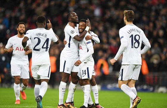Trực tiếp Champions League: Liverpool, Sevilla, Porto, Donetsk vào vòng 1/8 ảnh 3