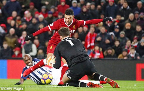 Kết quả Ngoại hạng Anh rạng sáng 14-12: Man.City và Man.United cùng thắng ảnh 1