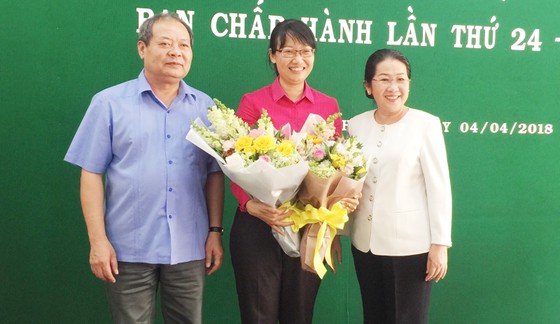 Bà Trần Thị Diệu Thúy được bầu làm Chủ tịch LĐLĐ TPHCM ảnh 1