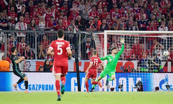 Real Madrid hạ Bayern Munich 2 - 1 ngay tại Allianz Arena ảnh 3