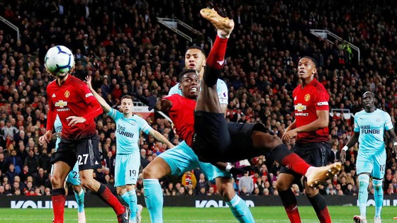 Manchester United nhọc nhằn hạ Newcastle bằng cú ngược dòng ngoạn mục ảnh 1