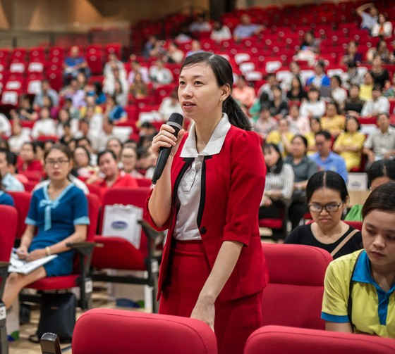 Ngày 1-11, hơn 300 ngàn trẻ em TPHCM chính thức sử dụng sữa học đường ảnh 2