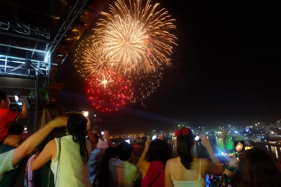 Rộn ràng Giáng sinh – năm mới 2021 với loạt khuyến mãi từ các khách sạn thuộc Saigontourist Group ảnh 1