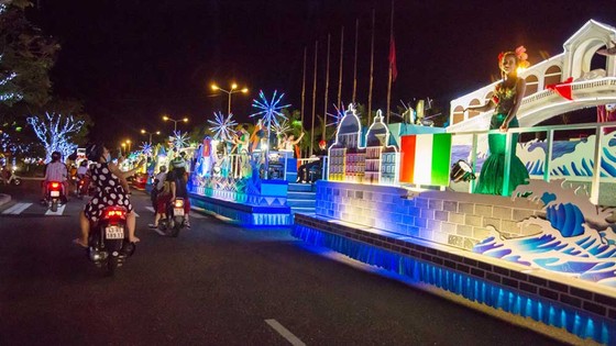 Top 5 sự kiện Văn hóa tiêu biểu nhất năm 2018 xướng tên Lễ hội Pháo hoa quốc tế Đà Nẵng ảnh 1