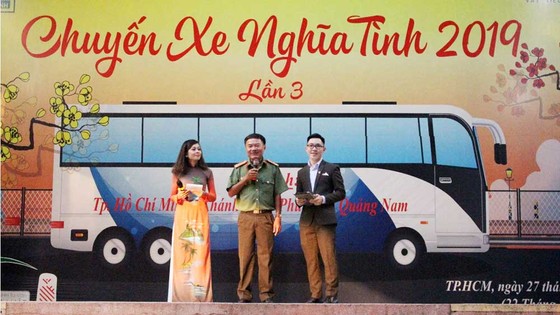 FE CREDIT mang Tết ấm áp đến cho người dân xa quê ảnh 4