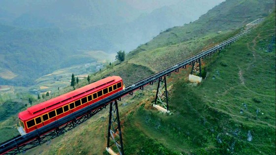 Sa Pa tự hào nhận cùng lúc 2 kỷ lục Việt Nam về du lịch ảnh 3