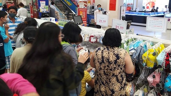 Doanh nghiệp nỗ lực vượt khó ảnh 1