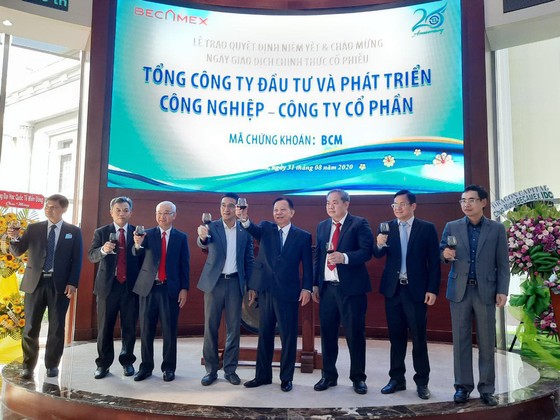 Cổ phiếu Becamex IDC chính thức lên sàn giao dịch chứng khoán TPHCM ảnh 2