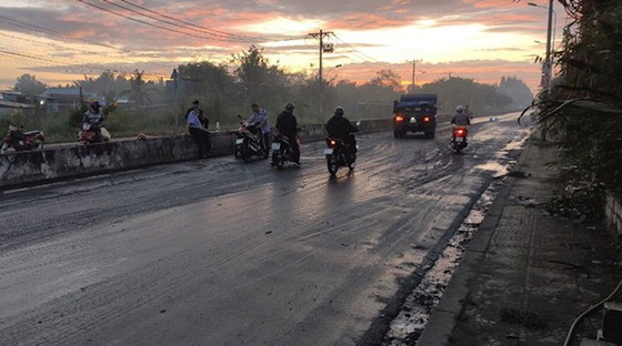 Đường trơn trượt gây tai nạn nhiều năm vẫn chưa xử lý ảnh 5
