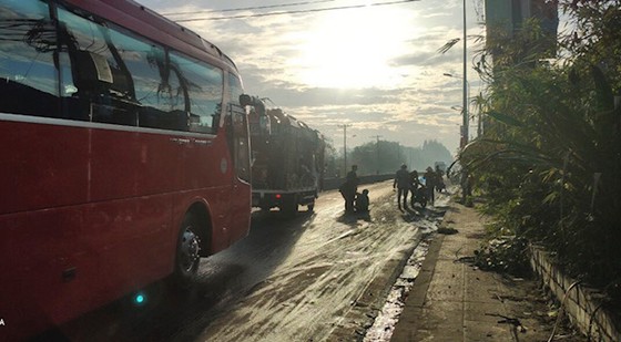 Đường trơn trượt gây tai nạn nhiều năm vẫn chưa xử lý ảnh 6