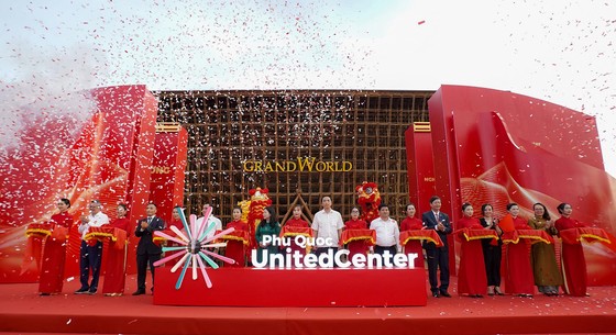 Vingroup khai trương Siêu quần thể nghỉ dưỡng, vui chơi, giải trí hàng đầu Đông Nam Á - Phú Quốc United Center ảnh 2