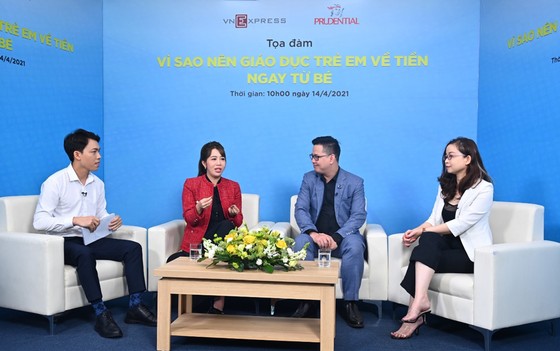 BTV Diệp Chi: Làm mẹ hiện đại, không ngại dạy con về tiền ảnh 3