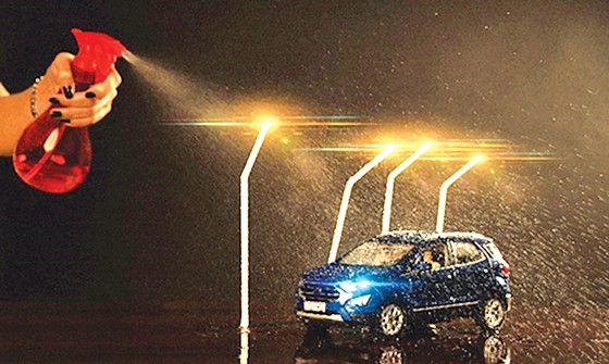 Tái hiện Ford EcoSport thời dịch Covid-19 dưới ống kính của NAG Lân “Xe Lăn” ảnh 1