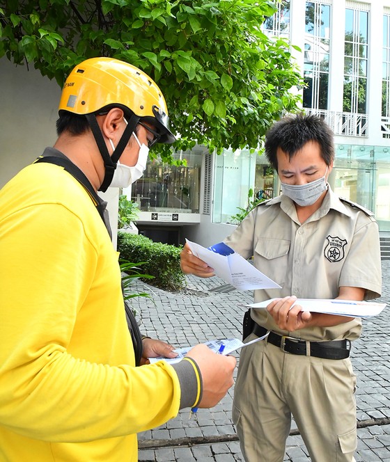 Giãn cách nhưng không giãn lòng phục vụ ảnh 4