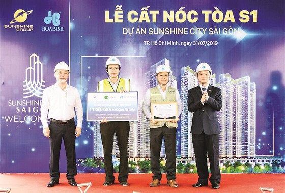 Tòa tháp S1 dự án SunShine City Sài Gòn do Công ty CP Tập đoàn Xây dựng Hòa Bình thi công vượt tiến độ 35 ngày ảnh 3