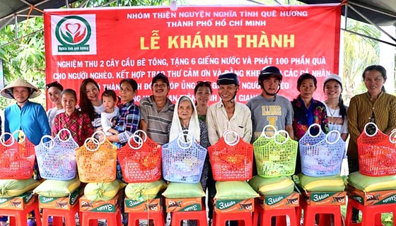 Nghĩa tình quê hương ảnh 1
