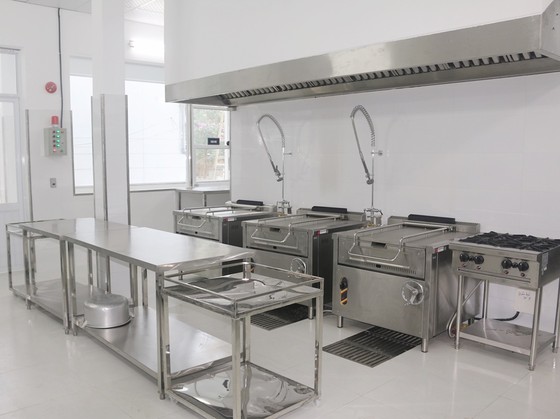 Nhật Bản viện trợ xây bếp ăn mẫu tại TPHCM ảnh 1