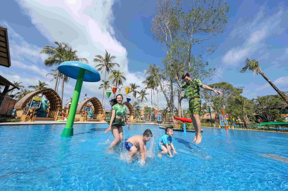 Khai trương công viên nước Aquatopia tại Phú Quốc ảnh 3
