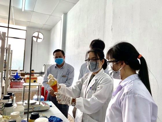 Sinh viên tiếp tục nghỉ học, hoãn thi ảnh 1