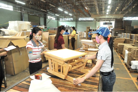Xuất khẩu đồ gỗ tăng trưởng ấn tượng ảnh 1
