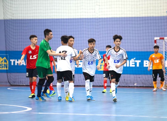 Gian nan đào tạo tài năng trẻ ảnh 1