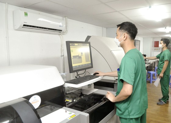 Chung sức vượt khó ảnh 2