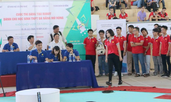 Cuộc thi sáng tạo robot dành cho học sinh trung học phổ thông Đà Nẵng mở rộng ảnh 1