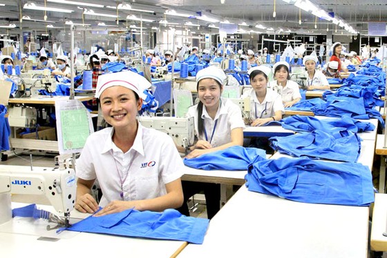 Tăng lương tối thiểu cần cái nhìn đa chiều ảnh 1