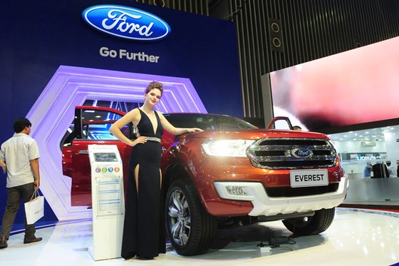Dàn xe mới tràn ngập Vietnam Motor Show 2017 ảnh 2