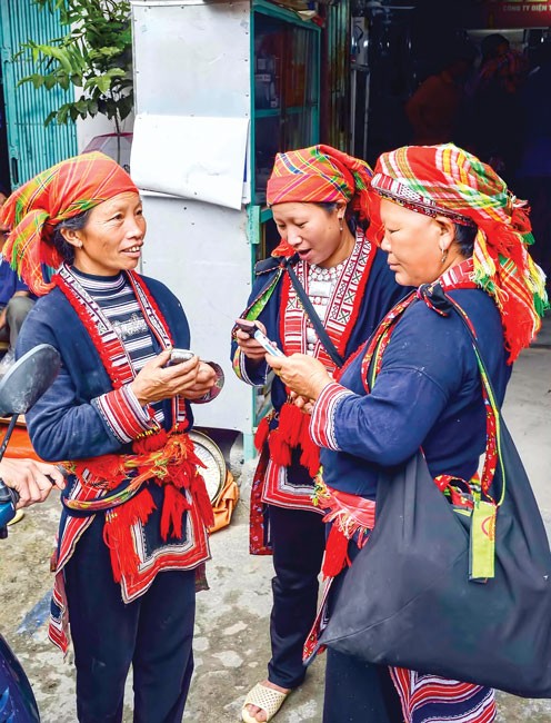 Khoảnh khắc sắc màu Hà Giang ảnh 4
