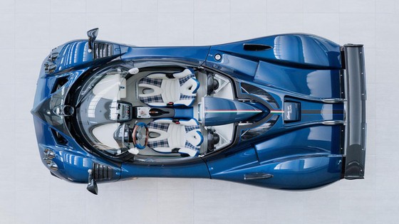 Siêu phẩm Pagani Zonda HP Barchetta có giá khiến nhà giàu cũng khóc - Ảnh 5. Siêu phẩm Pagani Zonda HP Barchetta có giá khiến nhà giàu cũng khóc - Ảnh 5.