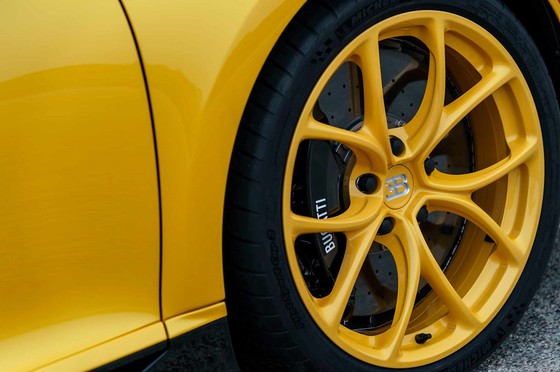 Bugatti Chiron dau tien den tay dai gia My hinh anh 5