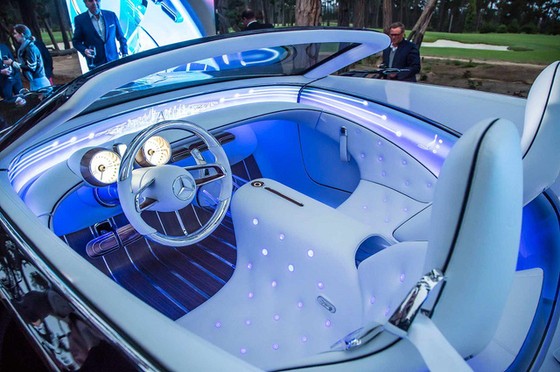 Chiêm ngưỡng vẻ đẹp xuất sắc của Vision Mercedes-Maybach 6 Cabriolet ngoài đời thực - Ảnh 8. Chiêm ngưỡng vẻ đẹp xuất sắc của Vision Mercedes-Maybach 6 Cabriolet ngoài đời thực - Ảnh 8.