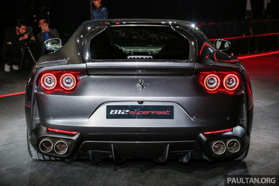 Siêu xe Ferrari 812 Superfast chính thức trình làng tại Đông Nam Á với giá chưa thuế 8,38 tỷ Đồng - Ảnh 3. Siêu xe Ferrari 812 Superfast chính thức trình làng tại Đông Nam Á với giá chưa thuế 8,38 tỷ Đồng - Ảnh 3.