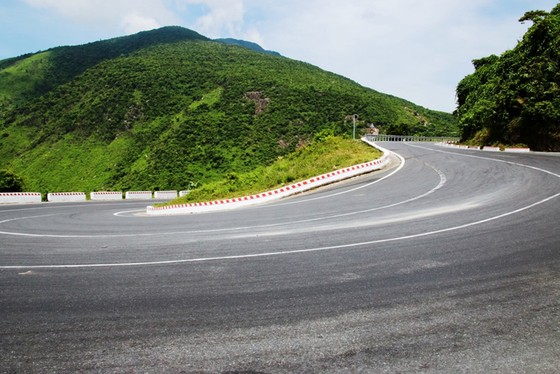 Cung đường cuốn hút nhất thế giới tại Việt Nam khiến nhiều người ngỡ ngàng - ảnh 7