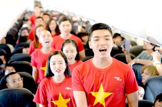 Hát Acapella trên tàu bay, tặng vé miễn phí ảnh 3