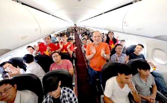 Hát Acapella trên tàu bay, tặng vé miễn phí ảnh 6