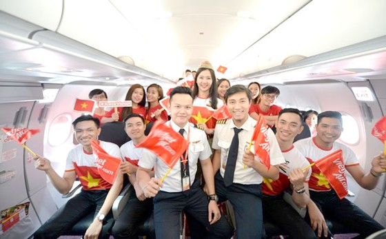 Hát Acapella trên tàu bay, tặng vé miễn phí ảnh 9