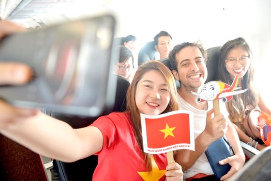 Hát Acapella trên tàu bay, tặng vé miễn phí ảnh 14