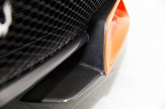 Vẻ đẹp của chiếc Ferrari F12tdf có giá bán siêu đắt đỏ trên thế giới, giá từ 31,8 tỷ Đồng - Ảnh 8. Vẻ đẹp của chiếc Ferrari F12tdf có giá bán siêu đắt đỏ trên thế giới, giá từ 31,8 tỷ Đồng - Ảnh 8.