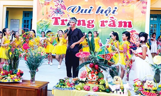 Trung thu của hoài niệm ảnh 1