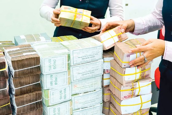 Tăng tín dụng và áp lực điều hành ảnh 1